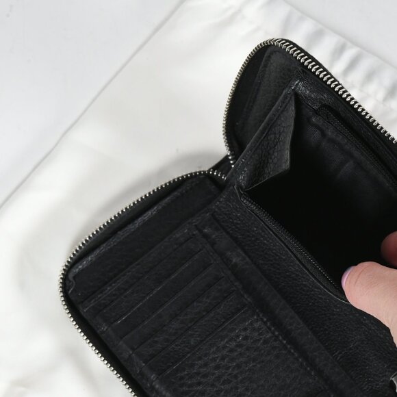 Gucci Soho Black Leather Studded Zip Wallet with Logo Detail - Picture 11 of 14